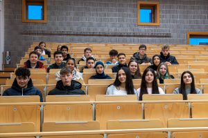 Kinderuni - Hörsaal