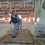 Der Sand wird verdichtet